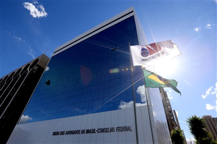 MEC suspende 38 cursos de Direito no país