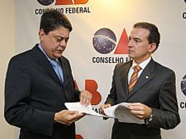 OAB recebe dados do Rio sobre super aposentadorias para ex-governadores