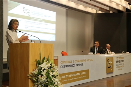Na OAB, ministra Carmen Lúcia fala sobre controle público