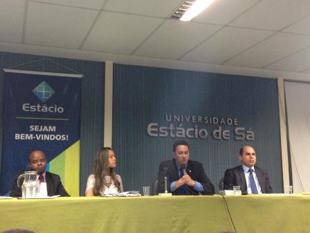 Mitos sobre as eleições e Direito do Consumidor em debate na UNESA Campus - Campos