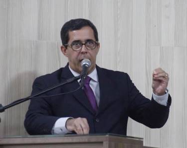 Presidente da OAB Campos participa de Audiência Pública na Câmara