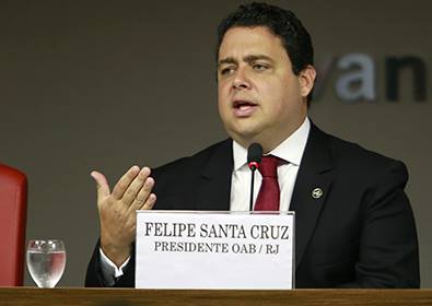 Felipe Santa Cruz se afasta da presidência da OAB/RJ