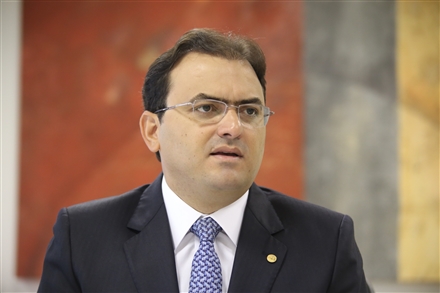 A OAB e a sociedade: juntos pela reforma política democrática