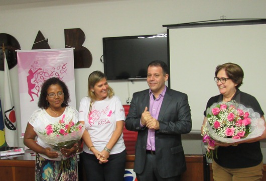Campanha Outubro Rosa na OAB Campos